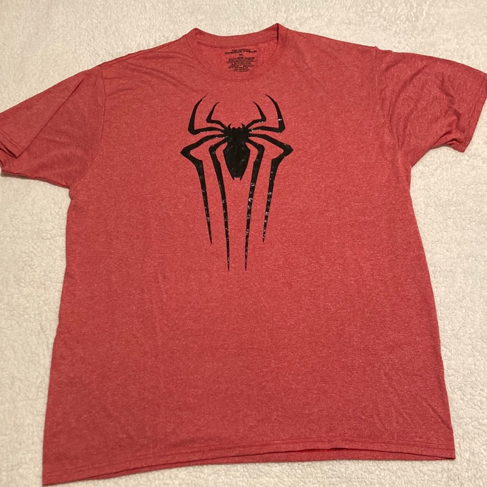 The Amazing Spider-Man 2 red short sleeve lightweight shirt Size XL